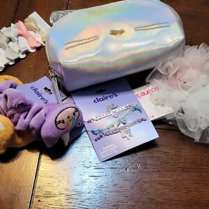 Claire's Iridescent Cat Bag with Hair Accessories